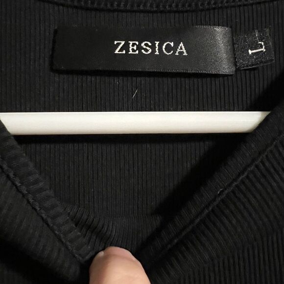 Elegant Black Long Sleeve Dress - Picture 5 of 5